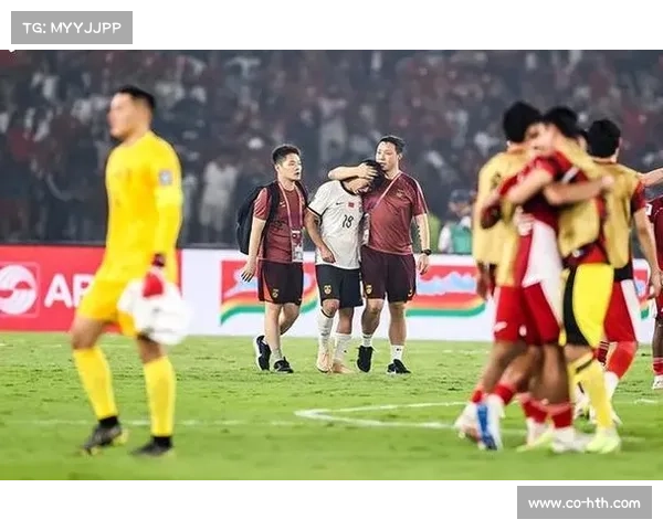 印尼联赛爆发球迷冲突 足协罚款并处罚主场空场三轮